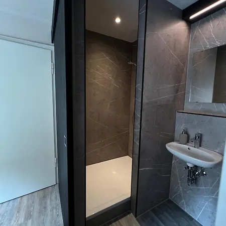 Apartment Albrecht Nummer 4 *